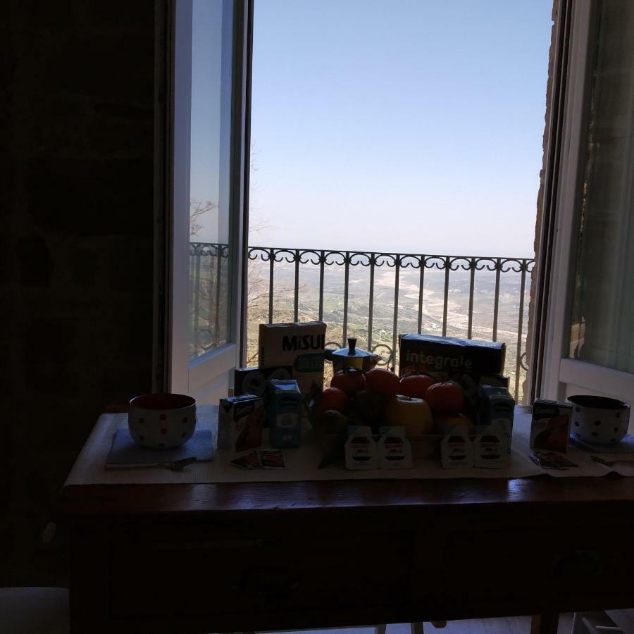 Апартаменты La Casa Dei Panorami Di Colobraro Экстерьер фото